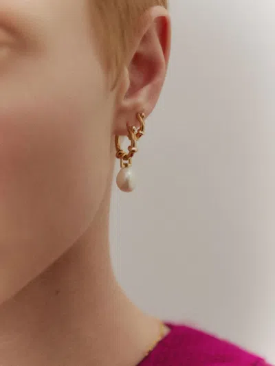 Maria Black Cha Cha Hoop Earring In Gold