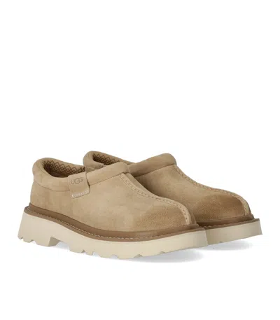 Ugg Chunky Sole Round Toe Slippers With Stitch Detailing In Nude