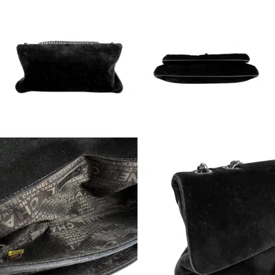 Pre-owned Chanel Black Velvet Leather Shoulder Bag ()