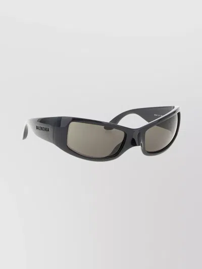 Balenciaga Rectangular Frame Sunglasses Dark Lenses In Black