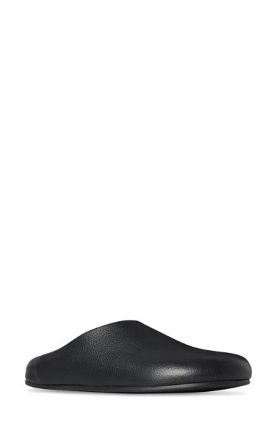 The Row Hudson Leather Relaxed Slippers In Black
