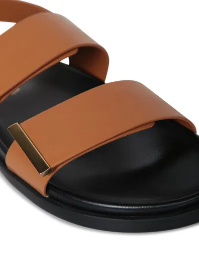 Tod's Leather Sandal In Brown