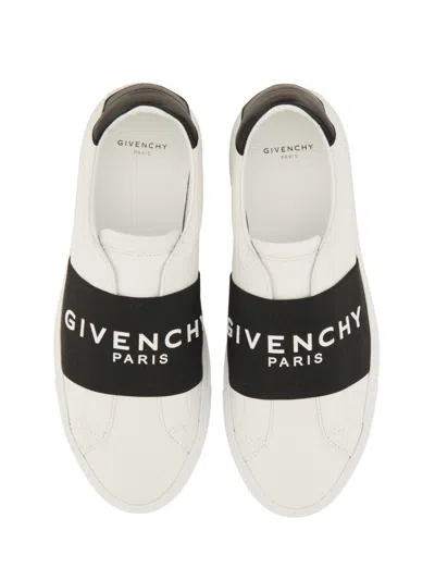 Givenchy Sneaker Urban Street In Pelle Con Fascia Elasticizzata In White
