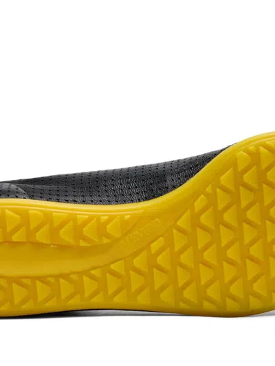 Valentino Garavani Valentino Chromathon Leather Sneaker In Black