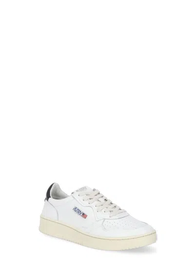 Autry Sneakers In White