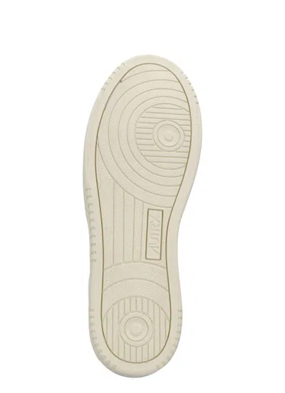 Autry Sneakers In White
