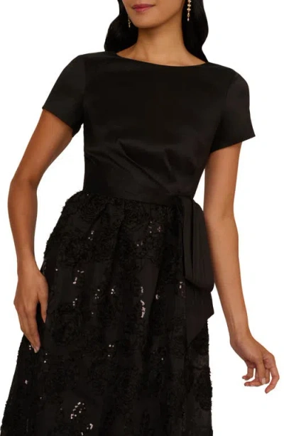 Adrianna Papell Women's Soutache Floral Combo Short-sleeve Gown In Black