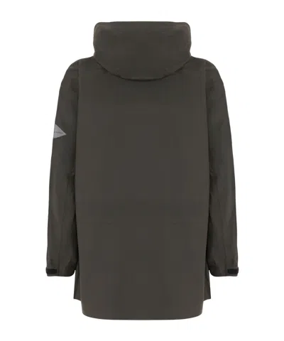 And Wander Adjustable-hood Pocket Coat In Green