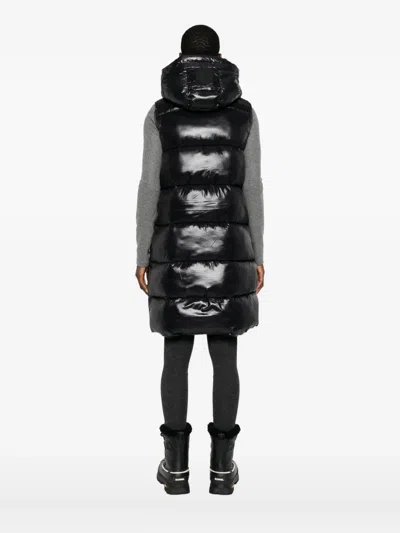 HOODED ZIP-UP JACKET