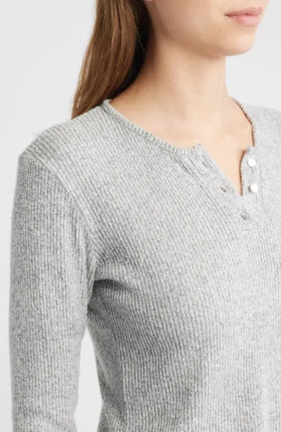 Bella Venice The Cameron Rib Henley In Gold