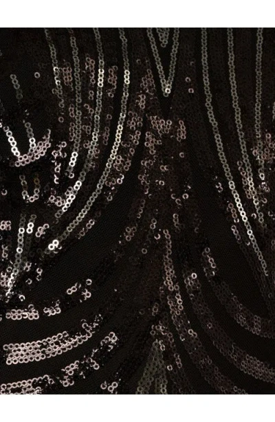 Adrianna Papell Women's Sequin Crewneck Sleeveless Gown In Black