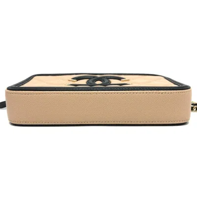Pre-owned Chanel Beige Black Grained Calfskin Chain/shoulder Wallet () In Multi