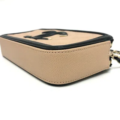 Pre-owned Chanel Beige Black Grained Calfskin Chain/shoulder Wallet () In Multi
