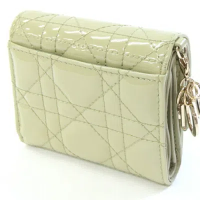 Pre-owned Dior Christian  Green Patent Leather Wallet (tri-fold) ()