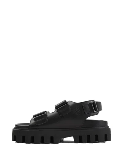 Alexander Mcqueen Flat Shoes In Black