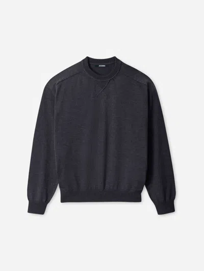Jacquemus Long Sleeve Crewneck Sweater With Ribbed Cuffs In Gray