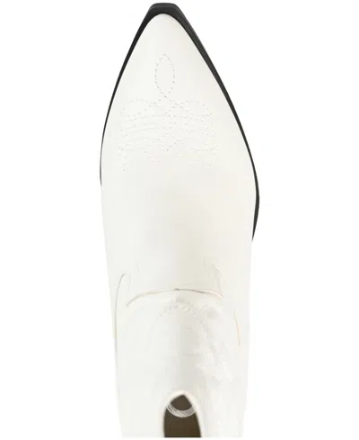 Journee Collection Womens Chantry Stacked Heel Dress Boots In White