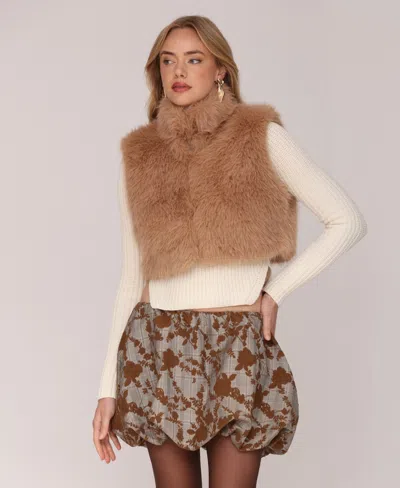 Avec Les Filles Women's Sleeveless Cropped Vest In Brown