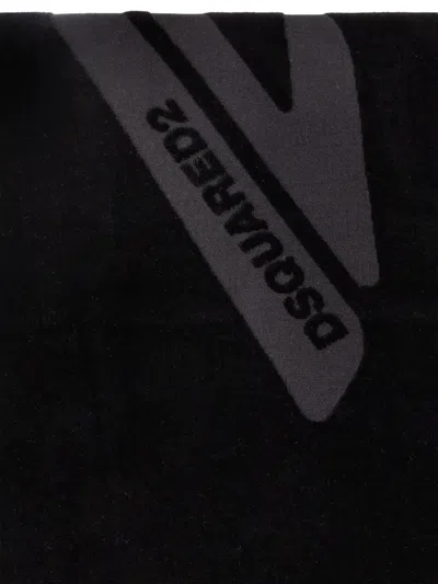 Dsquared2 Logo-detail Bath Towel In Black