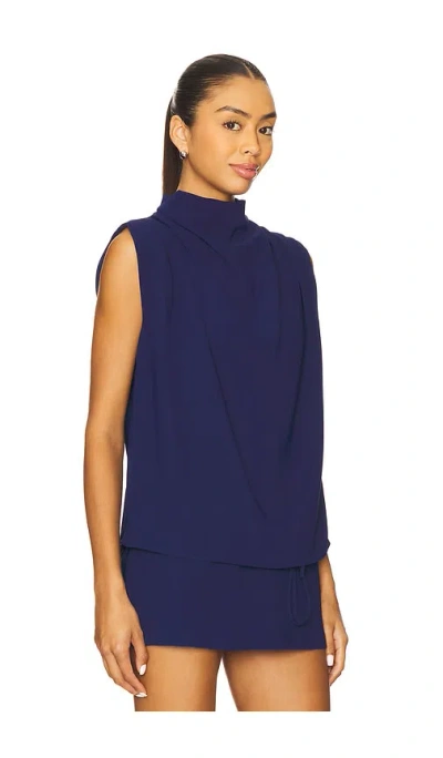 Amanda Uprichard Fabienne Ä¸šè£… Â€“ È—�é�'è‰². Å°ºç � Xs (also Â€“ L, M, S, Xl). In Blue