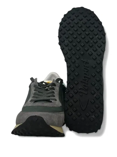 Valsport Nylon Start Trainers In Black