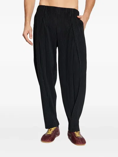 Issey Miyake Ns Coke Gray Compleat Pleated Knitted Trousers In Black