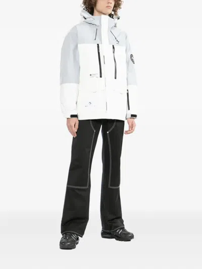 Izzue Logo-embroidered Jacket In White