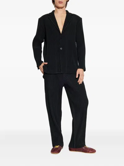 Issey Miyake Plissé Blazer In Black