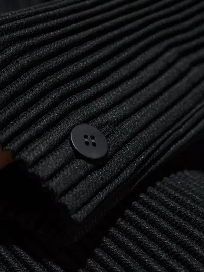 Issey Miyake Plissé Blazer In Black