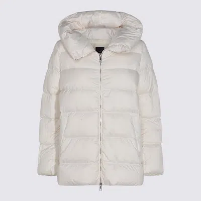 Add Hooded Puffer Coat In White