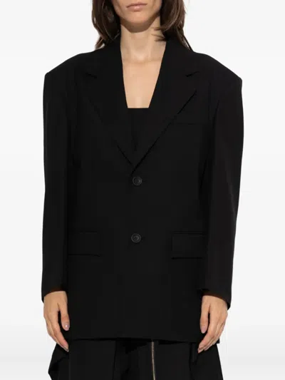 Issey Miyake Uni-form Buttoned Blazer In Black