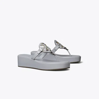 Tory Burch Miller Metallic Logo Wedge Thong Sandals In Gray