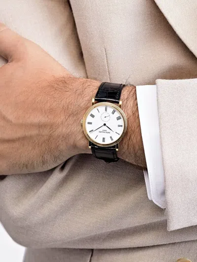 Pre-owned Patek Philippe Calatrava Yellow Gold 36mm In White