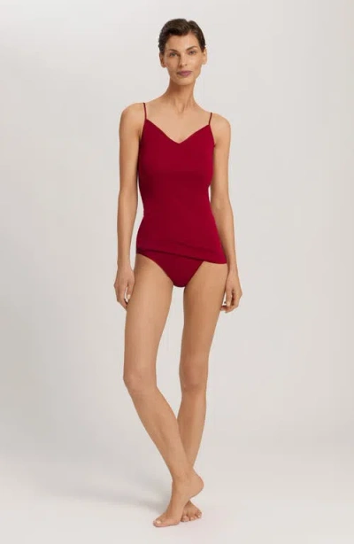 Hanro Seamless V-neck Cotton Camisole In Red