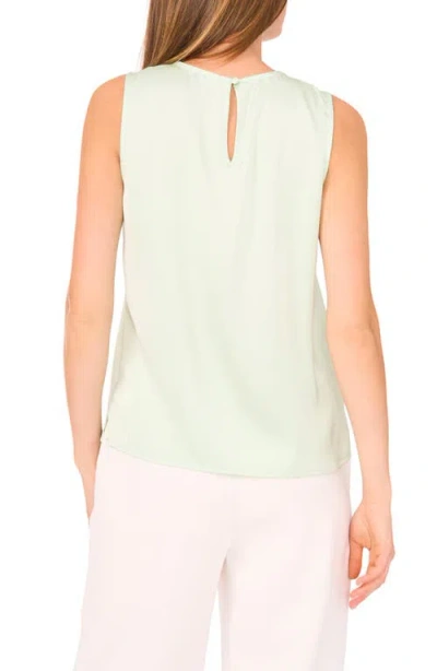 Vince Camuto Keyhole Shell In Green