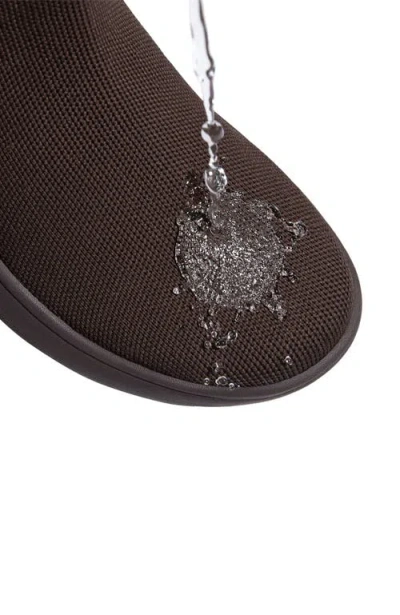 Vivaia Round-toe Slip-on Sneaker Boots In Brown