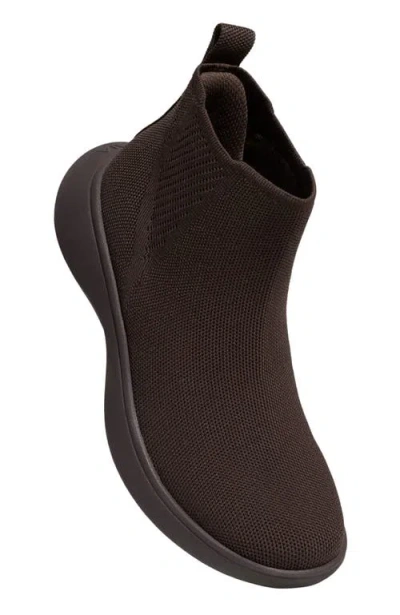 Vivaia Round-toe Slip-on Sneaker Boots In Brown