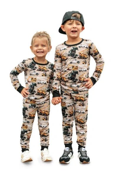 Fletch Work Hard, Play Hard 2 Piece Pajama Set In Multi