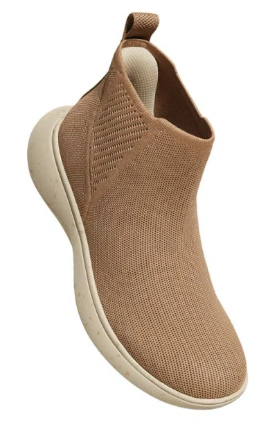 Vivaia Round-toe Slip-on Sneaker Boots In Brown