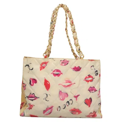 Pre-owned Chanel Cc Totebag Beige Patent Leather Tote Bag ()