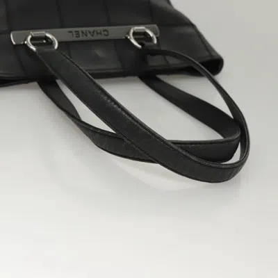 Pre-owned Chanel Chocolate Bar Black Leather Tote Bag ()