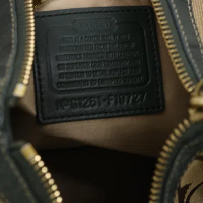 Pre-owned Coach Signature Beige Canvas Shoulder Bag ()