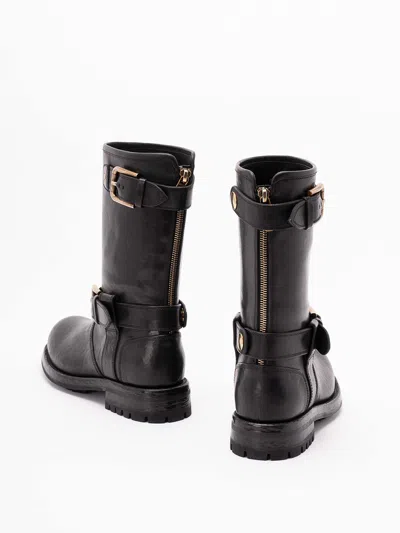 Dolce & Gabbana Black Leather Boot With Buckles In Black