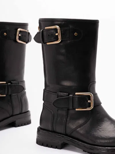 Dolce & Gabbana Black Leather Boot With Buckles In Black