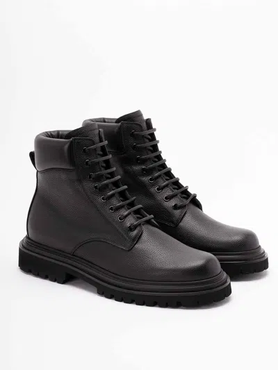 Dolce & Gabbana Day Classic Hammer Ankle Boots Dolce&gabbana Leather Black In Black