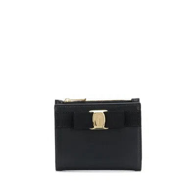 Ferragamo Bow-detail Smooth Split Calf Leather Wallet In Black