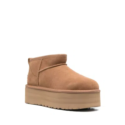 Ugg Brown Boots In Brown