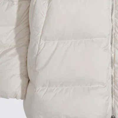 Add Hooded Puffer Coat In White