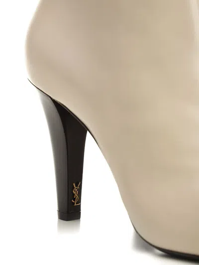 Saint Laurent Jill Booties In Smooth Leather In Neutral