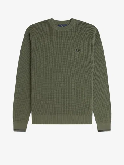 Fred Perry Embroidered Laurel Wreath Crew Neck Sweater In Green